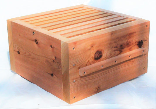 Warré Hive Box - Copyrights RebelBees 2016
